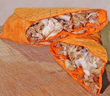 Шаурма в сырном лаваше