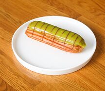 Эклер фисташковый