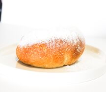 Пирожок с вишней (постный)
