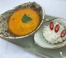 Том ям с морепродуктами