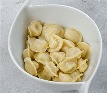 Пельмешки куриные с маслом