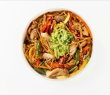 Яичная лапша с курицей