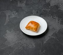 Пирожок с мясом