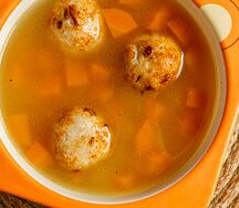 Детский супчик с куриными фрикадельками