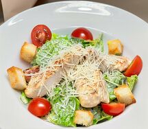 Салат Цезарь с Куринным филе