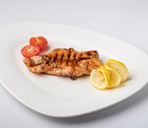 Стейк из лосося под соусом терияки