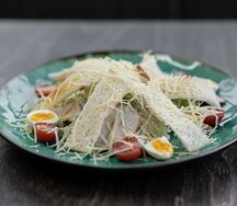 Цезарь с курицей