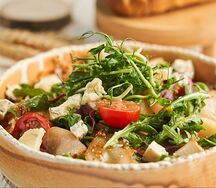 Салат Груша запеченная с курицей 