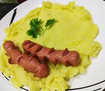 Пюре с сосисками