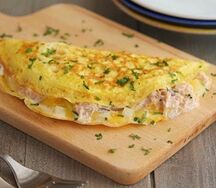 Омлет с мясом
