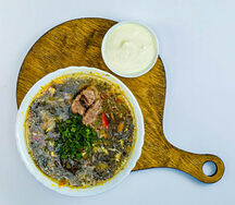 Борщ зеленый с мясом
