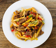 Мясо с картофелем фри