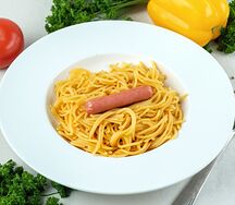 Сосиски с макарошками