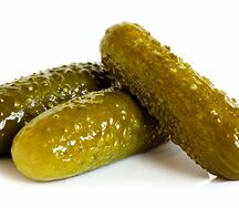 Огурцы соленые
