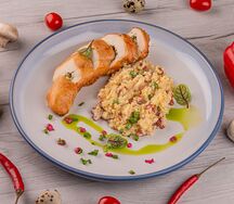 Куриное филе с ризотто из булгура