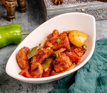 Панир в жареном перце чили / paneer in roasted pepper chili 