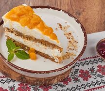 Торт Морковный с манго