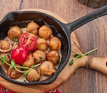 Пельмени, жаренные в сливочном соусе