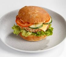 Мини-бургер с куриной котлеткой