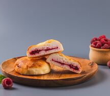 Сырники с малиновой начинкой