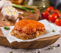 Свинина, запеченная с томатами под сыром