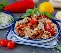 Шашлык куриный из филе грудки на мангале