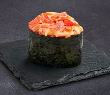 Спайси суши с крабом