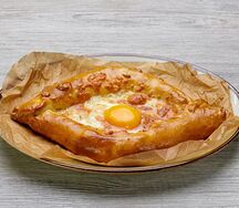 Хачапури по-аджарски