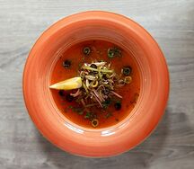 Солянка сборная мясная со сметаной
