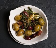 Оливки по-лигурийски