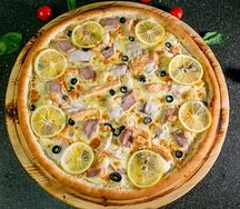 Пицца рыбная
