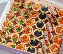 Платтер праздничных закусок Рыбный, L