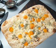 Римская пицца Сырная