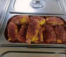 Рулет с мягким сыром и овощами