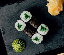 Ролл с чукой мини