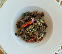 Салат с говядиной Тайский