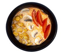 Том ям с курицей