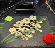 Ролл с чукой
