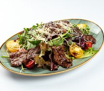 Микс-салата с росбифом