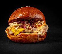 Crispy chicken burger