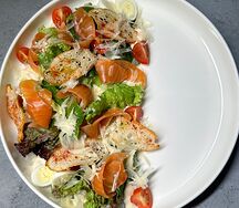 Цезарь с форелью