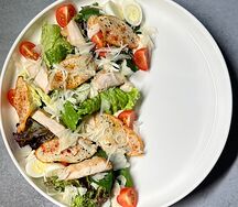 Цезарь с курицей