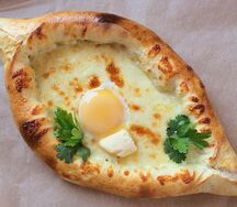 Хачапури по-аджарски