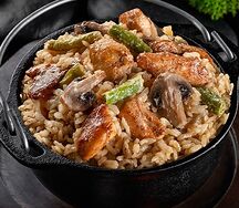 Тяхан с куриной грудкой и белыми грибами