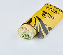 Блин с яйцом и зеленым луком