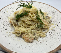 Спагетти с цыпленком и грибами