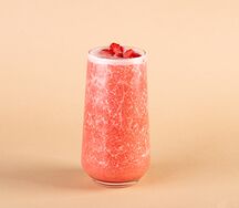 Розовый с клубникой и бананом