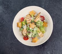 Цезарь с курицей