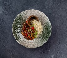 Говядина по-сычуаньски с японским рисом