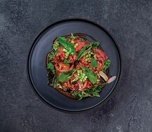 Салат с ростбифом